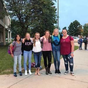 Meet your Posher, Jasmine